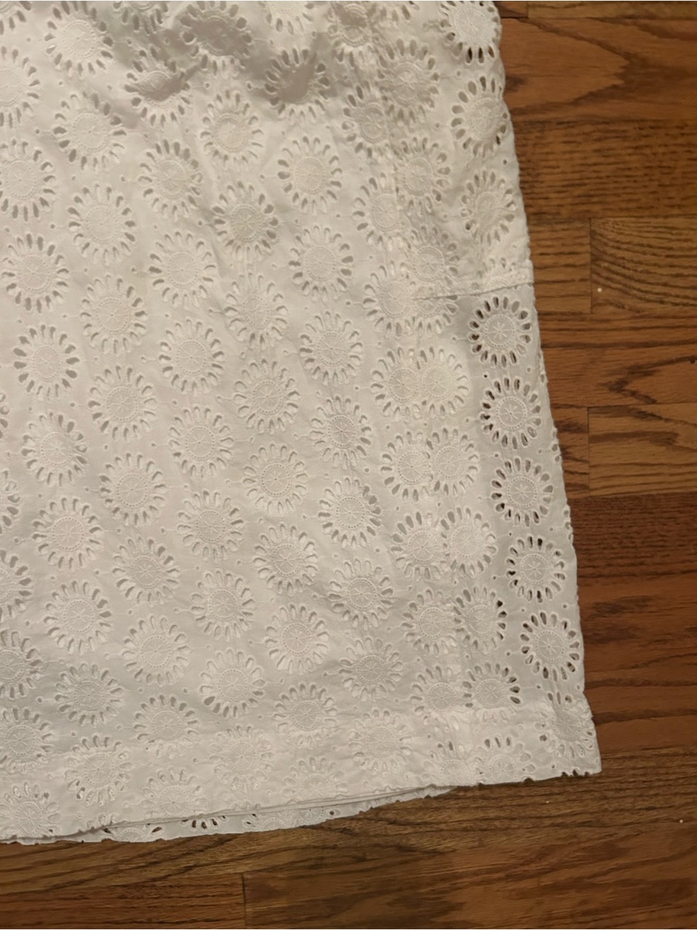 Lilly Pulitzer Women’s S Summery Beachy White Cotton Skirt W/ Eyelet Details - Picture 6 of 14